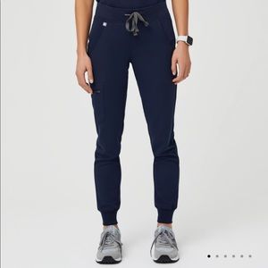 FIGS Zamora Joggers- Navy size small